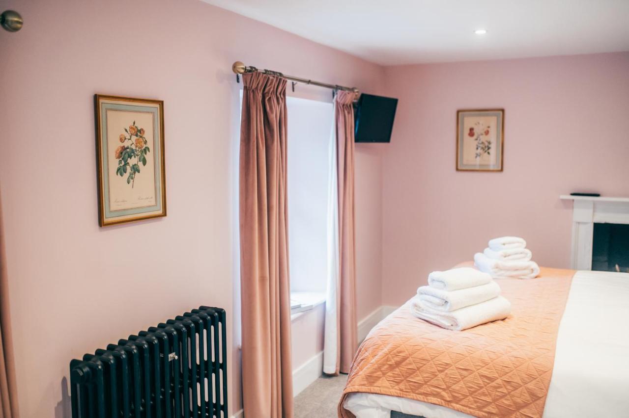 The Heathcock Boutique Hotel - Room 1 كارديف المظهر الخارجي الصورة